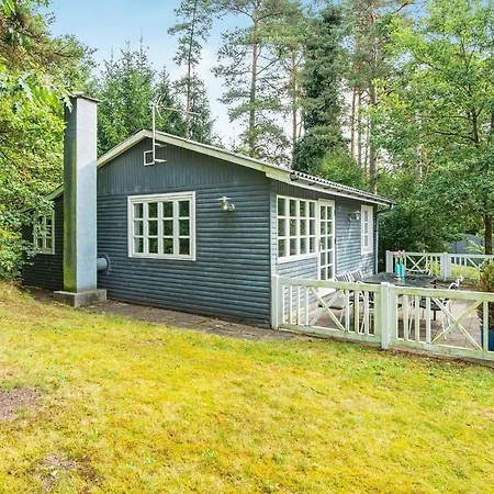 5 Person In Ans By-by Traum *